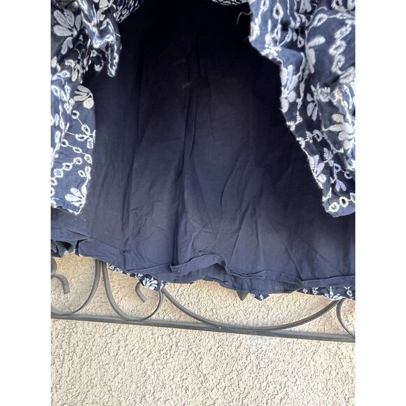 Kate Spade Eyelet Wrap Skirt - Size 4 - Navy Blue/White - Picture 7 of 10
